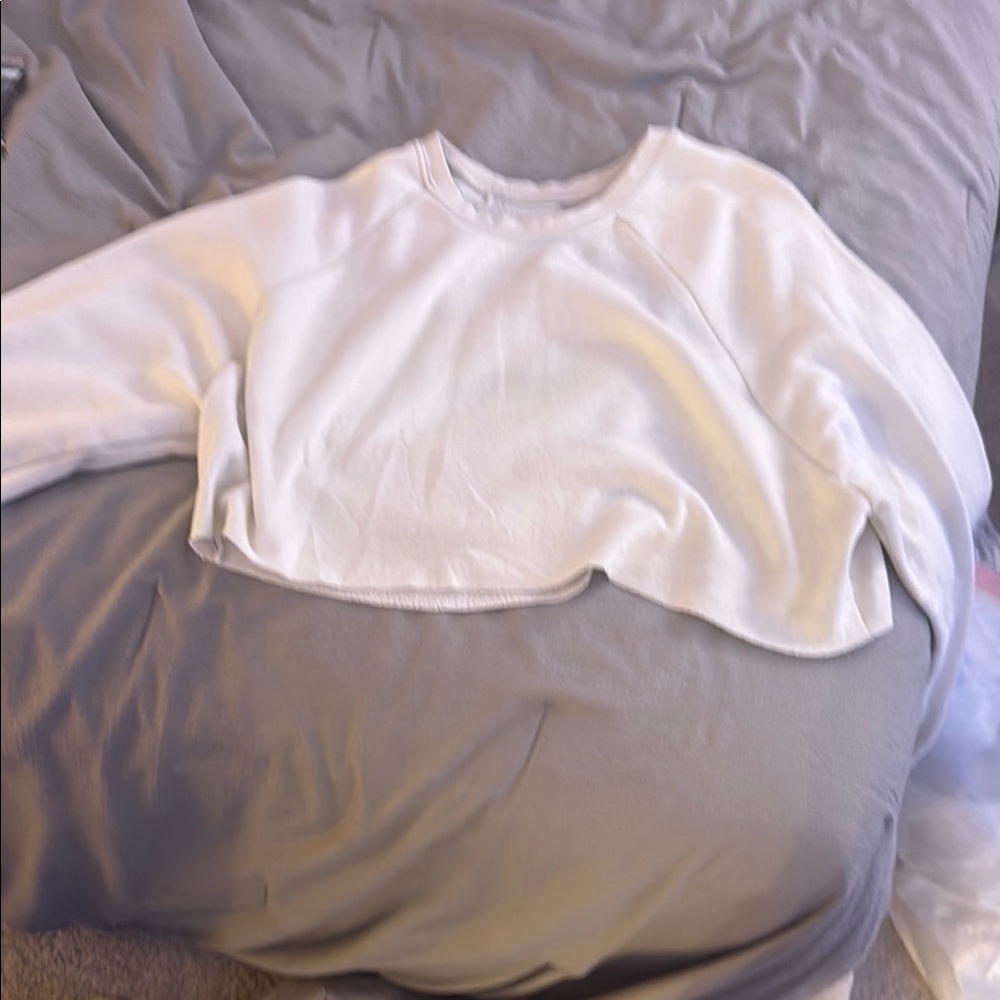 Altar'd State White Cropped Sweatshirt